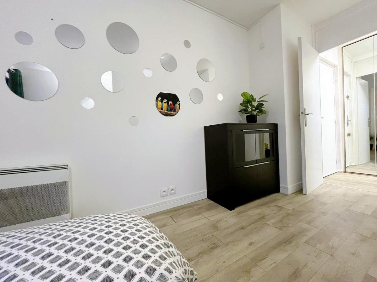 Colors Of Life Apartment Torcy  Ngoại thất bức ảnh