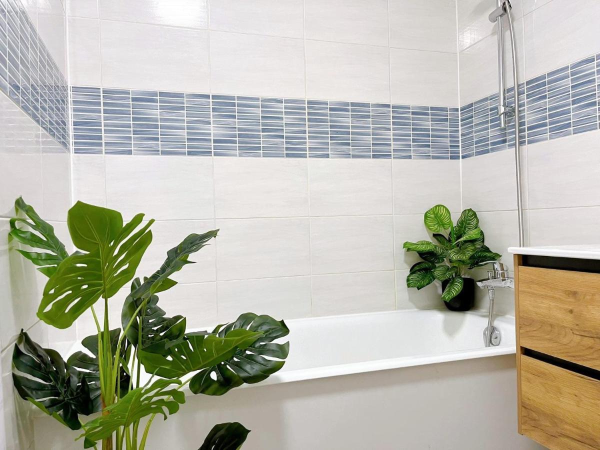 Colors Of Life Apartment Torcy  Ngoại thất bức ảnh